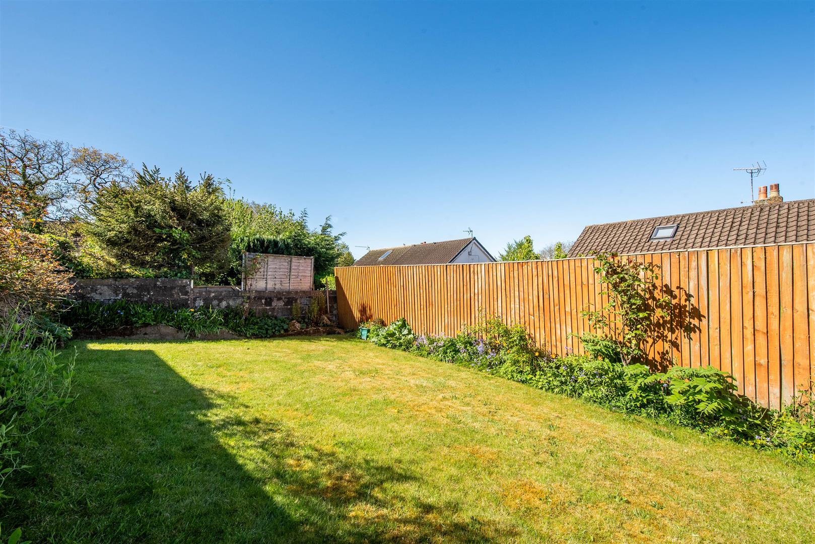 3 bed property in Cliffe Drive, Chorley